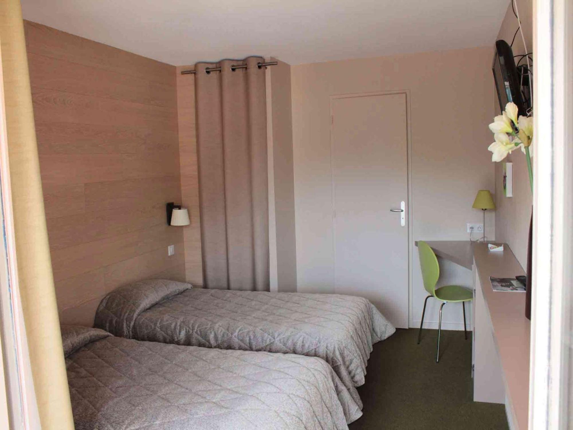 Cit'Hotel Les Alizes Limoges Exterior photo